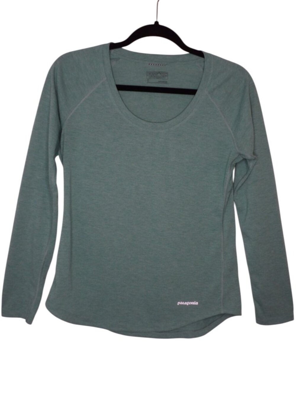 Patagonia Green Long Sleeved Scoop Neck Tee Size Small